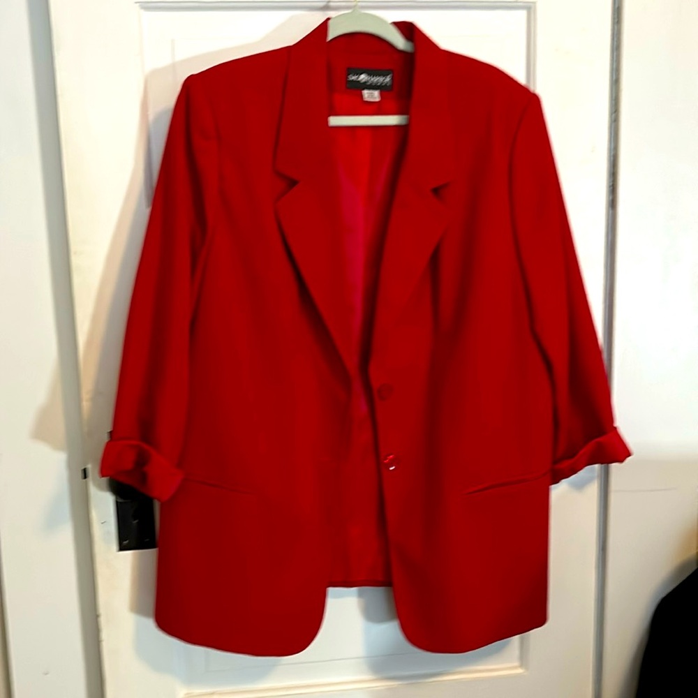 RED BLAZER